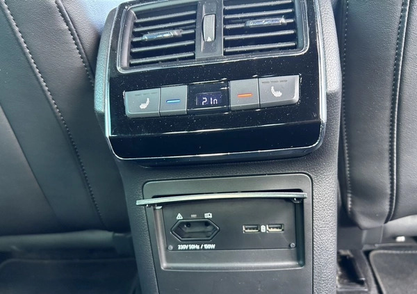 Skoda Superb cena 102200 przebieg: 235000, rok produkcji 2019 z Krzepice małe 781